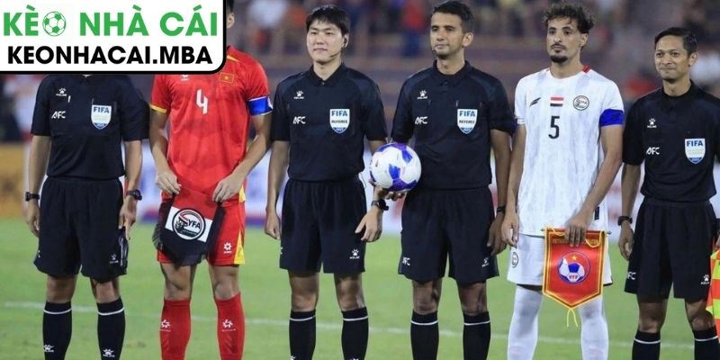 Tác động của trọng tài đến cục diện trận đấu then chốt