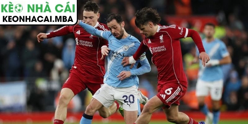 Man City viết lại lịch sử, cuộc đua vô địch thêm nóng