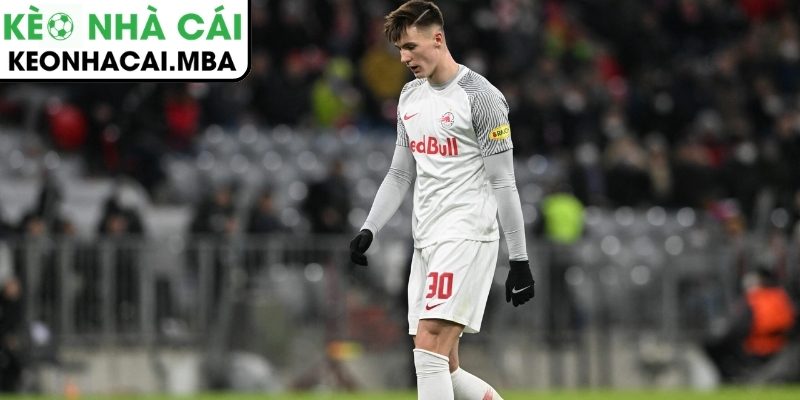 Sesko rút lui vì sức khỏe, bài toán hàng công thêm phức tạp